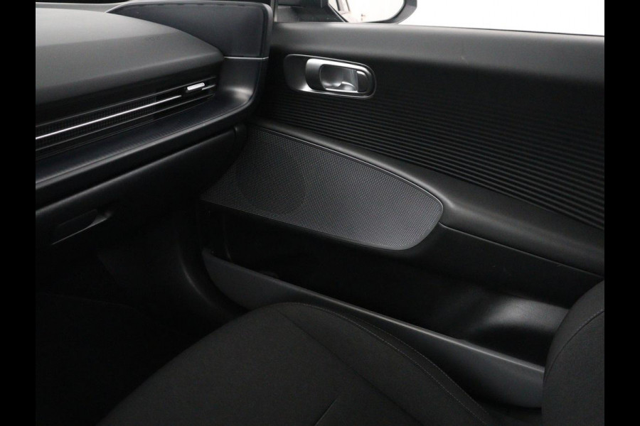 Hyundai IONIQ 6 Style 77.4 kWh | SOH 93.9 % | Navigatie | Virtual dashboard | Carplay | Climate Control | Adaptive cruise | camera | Park assist | Trekhaak | DAB+ | PHEV