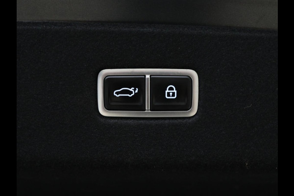 Hyundai IONIQ 6 Style 77.4 kWh | SOH 93.9 % | Navigatie | Virtual dashboard | Carplay | Climate Control | Adaptive cruise | camera | Park assist | Trekhaak | DAB+ | PHEV