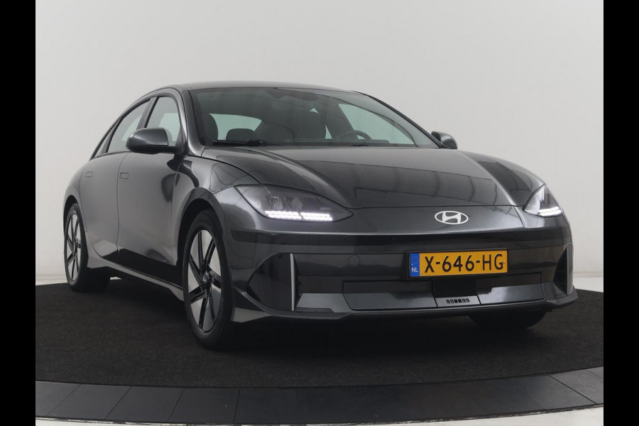 Hyundai IONIQ 6 Style 77.4 kWh | SOH 93.9 % | Navigatie | Virtual dashboard | Carplay | Climate Control | Adaptive cruise | camera | Park assist | Trekhaak | DAB+ | PHEV