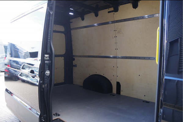 MAN TGE 3.180 35 2.0 L3H3(L2H2) 3-ZITS, 177PK AUT. LED, TREKHAAK, LEDER, ADAPT. CRUISE, CAMERA, STOELVERWARMING, STANDKACHEL, NAVI, CLIM