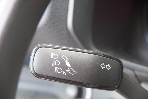 MAN TGE 3.180 35 2.0 L3H3(L2H2) 3-ZITS, 177PK AUT. LED, TREKHAAK, LEDER, ADAPT. CRUISE, CAMERA, STOELVERWARMING, STANDKACHEL, NAVI, CLIM