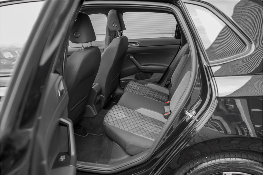 Volkswagen Polo 1.0 TSI R-Line Pano Camera IQ Light ACC Virtual Cockpit