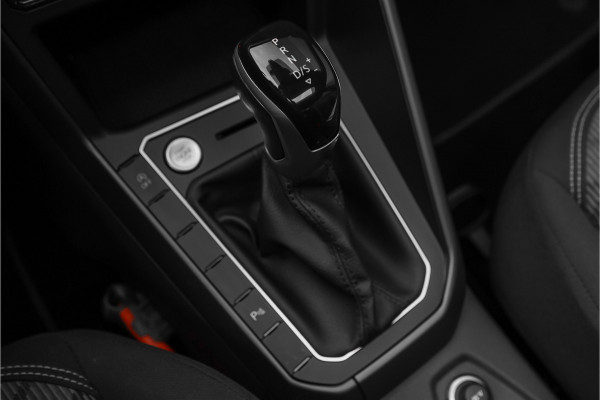 Volkswagen Polo 1.0 TSI R-Line Pano Camera IQ Light ACC Virtual Cockpit