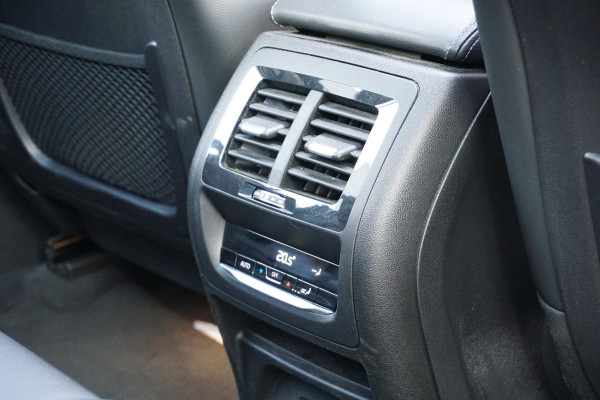 BMW iX3 High Executive 80 kWh + PANO / TREKHAAK / 360 CAMERA / HEAD-UP / PREMIUM AUDIO