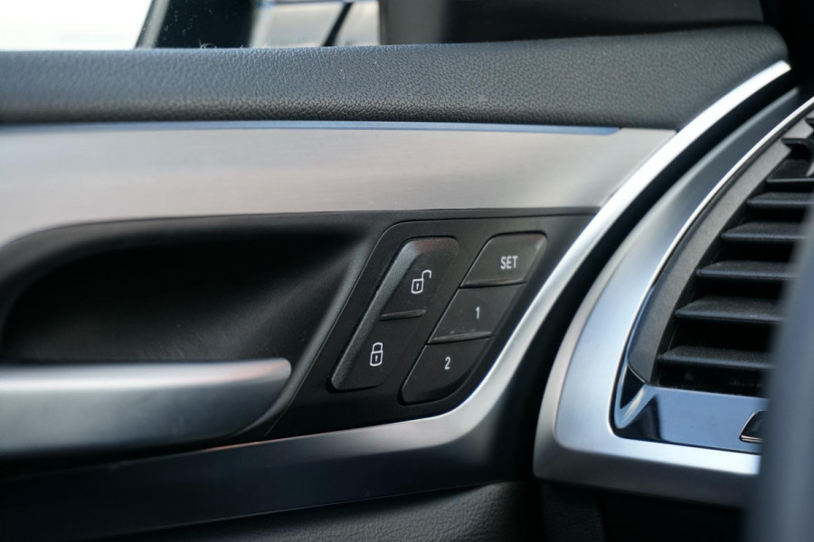 BMW iX3 High Executive 80 kWh + PANO / TREKHAAK / 360 CAMERA / HEAD-UP / PREMIUM AUDIO
