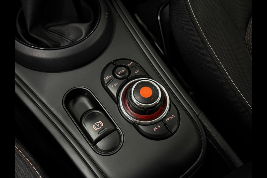 MINI Countryman Cooper S E ALL4 AUT SOH 94,8 | 224pk | PHEV | Midnight Black Metallic | Navi | Park Assist