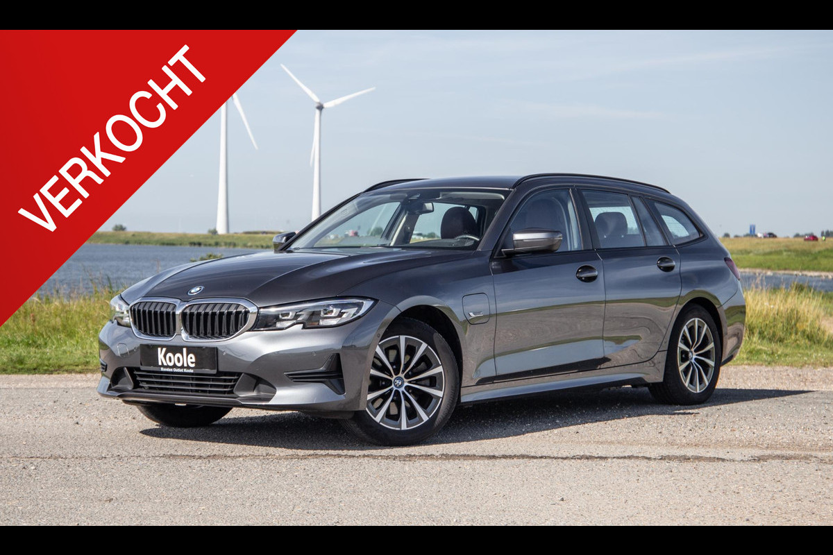 BMW 3 Serie Touring 320e LED / DEALER ONDERHOUDEN / STOELVERWARMING / CAMERA / CARPLAY