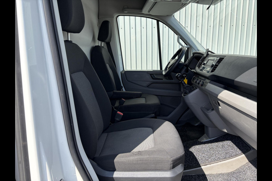Volkswagen Crafter 35 2.0 TDI L3H2*A/C*CRUISE*HAAK*VOORRUITVERW.*PDC*