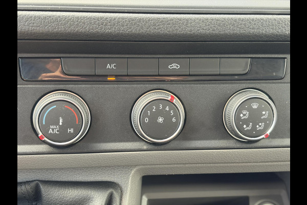Volkswagen Crafter 35 2.0 TDI L3H2*A/C*CRUISE*HAAK*VOORRUITVERW.*PDC*