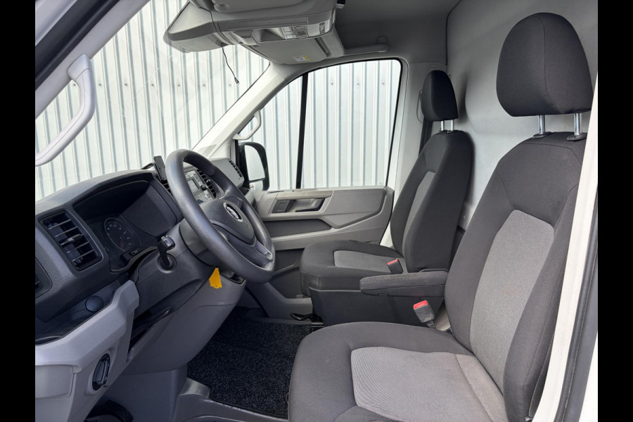 Volkswagen Crafter 35 2.0 TDI L3H2*A/C*CRUISE*HAAK*VOORRUITVERW.*PDC*