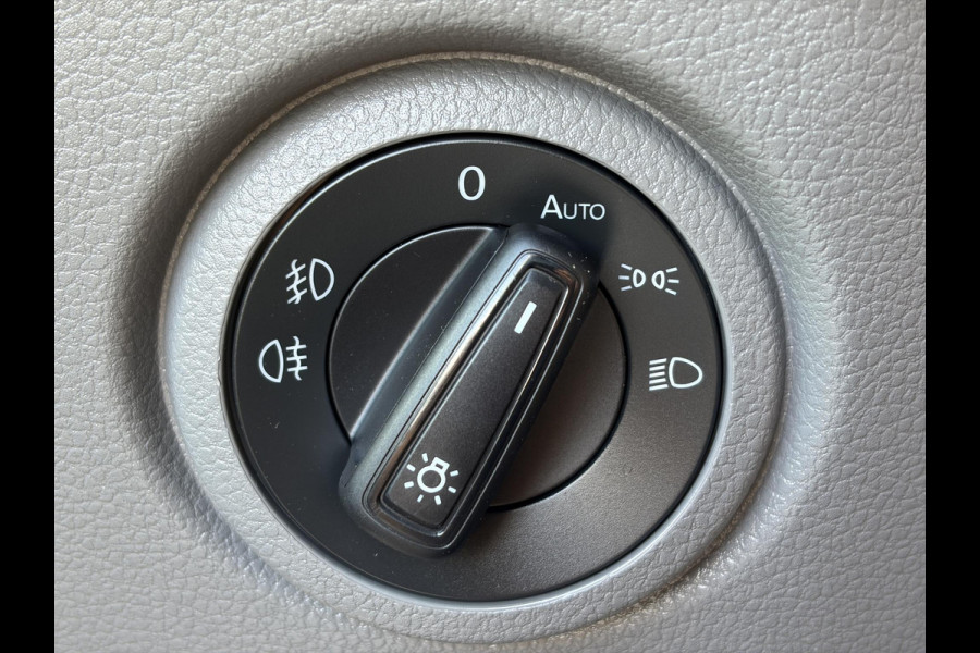 Volkswagen Crafter 35 2.0 TDI L3H2*A/C*CRUISE*HAAK*VOORRUITVERW.*PDC*