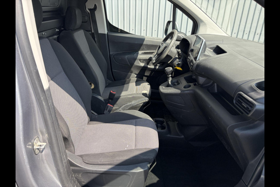 Opel Combo 1.5D L2H1*NAVI*A/C*CRUISE*HAAK*CARPLAY*PDC*SIDEBAR