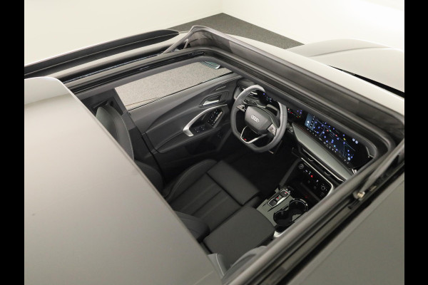 Audi Q5 S edition Competition e-hybrid 367 pk | MMI experience plus met B&O | Trekhaak, elektr. wegklapbaar | Panorama-glasdak | MMI bijrijdersdisplay |