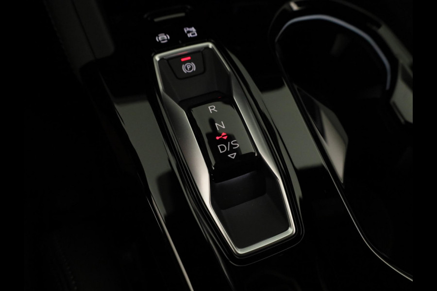 Audi Q5 S edition Competition e-hybrid 367 pk | MMI experience plus met B&O | Trekhaak, elektr. wegklapbaar | Panorama-glasdak | MMI bijrijdersdisplay |