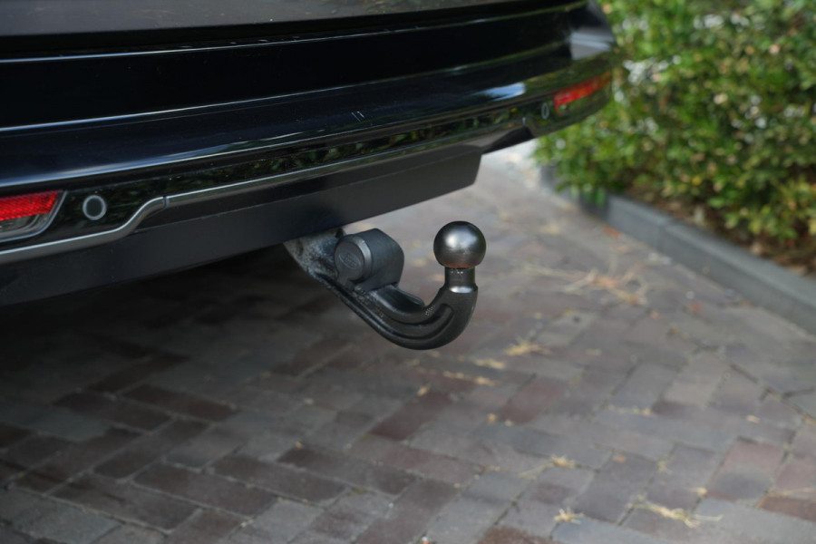 Land Rover Range Rover 3.0 P510e HSE PHEV 510 pk koelbox elektrische trekhaak 22" achterasbesturing zeer complete HSE-uitrusting