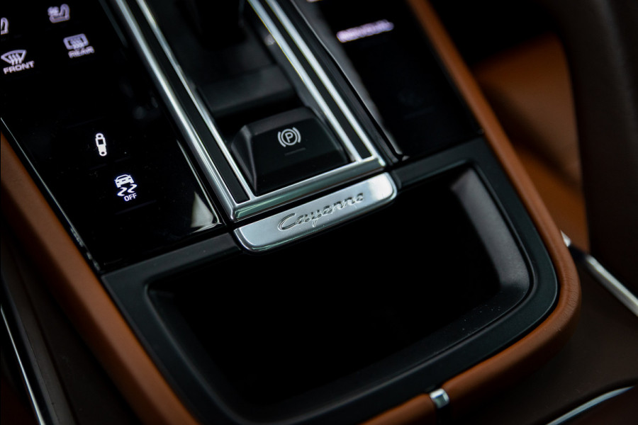 Porsche Cayenne Coupé 4.0 Turbo S E-Hybrid Keramisch / Dak / Chrono / 4WS / Luchtv. / Softcl. / VOL