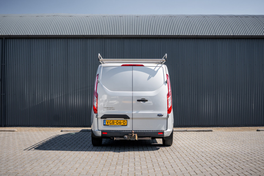 Ford Transit Custom 2.0 EcoBlue L2H1 | 130 PK | 3-Zits | Camera | Cruise | PDC | Airco | Trekhaak | Imperiaal