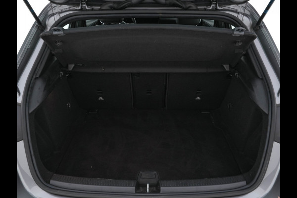 Mercedes-Benz A-Klasse 180 Advantage Style-Pack (INCL-BTW) Aut. *WIDESCREEN-DIGI-COCKPIT | LEATHER-MICROFIBRE | CAMERA | NAVI-FULLMAP | ECC | PDC | CRUISE | CARPLAY | HEATED-SPORTSEATS | CARBON-INLAY | DAB | SHIFT-PADDLES | 16"ALU*