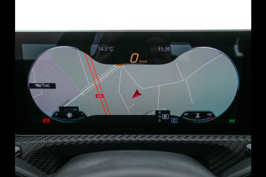 Mercedes-Benz A-Klasse 180 Advantage Style-Pack (INCL-BTW) Aut. *WIDESCREEN-DIGI-COCKPIT | LEATHER-MICROFIBRE | CAMERA | NAVI-FULLMAP | ECC | PDC | CRUISE | CARPLAY | HEATED-SPORTSEATS | CARBON-INLAY | DAB | SHIFT-PADDLES | 16"ALU*