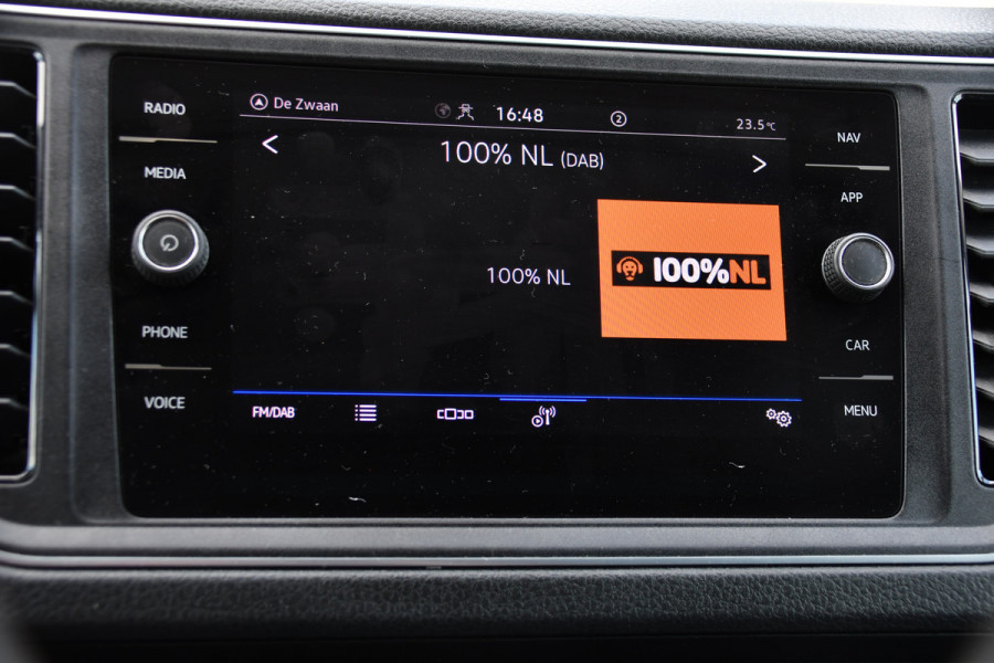 Volkswagen Crafter 35 2.0 TDI L3H2 Highline PB Edition Full Options! Adaptieve Cruise, Camera, Carplay, LED, Stuur verwarming, 177pk, Automaat, Multimedia, Stoelverwarming, Uniek!