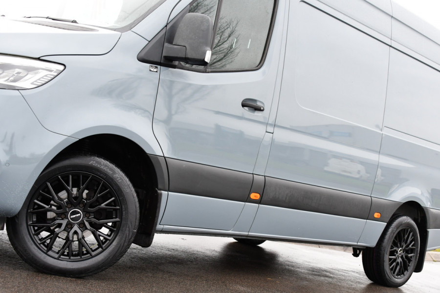 Mercedes-Benz Sprinter 317 2.2 CDI L2H2 PB Edition 360 Camera, Cruise, LED, Carplay, Leder, Stoelverwarming, Standkachel, 10,5'' Mbux, Automaat, 170pk, Virtual, Uniek!