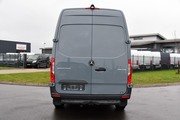 Mercedes-Benz Sprinter 317 2.2 CDI L2H2 PB Edition 360 Camera, Cruise, LED, Carplay, Leder, Stoelverwarming, Standkachel, 10,5'' Mbux, Automaat, 170pk, Virtual, Uniek!