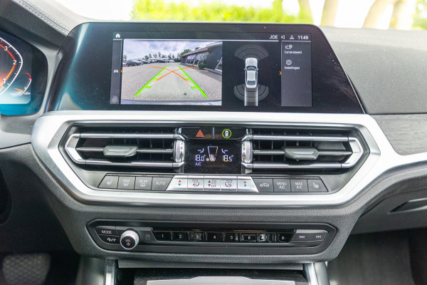 BMW 3-serie 318d 190 PK High Executive Edition Dravitgrau metallic I Leder I Led I HiFi I Head Up I Sportstoelen I NL Auto I NAP