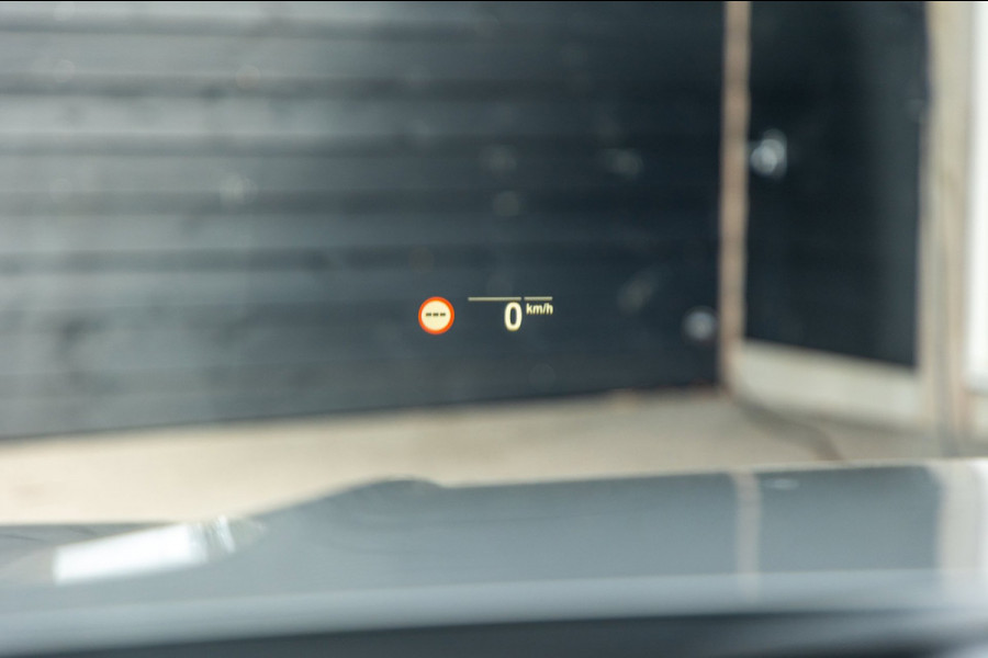 BMW 3-serie 318d 190 PK High Executive Edition Dravitgrau metallic I Leder I Led I HiFi I Head Up I Sportstoelen I NL Auto I NAP