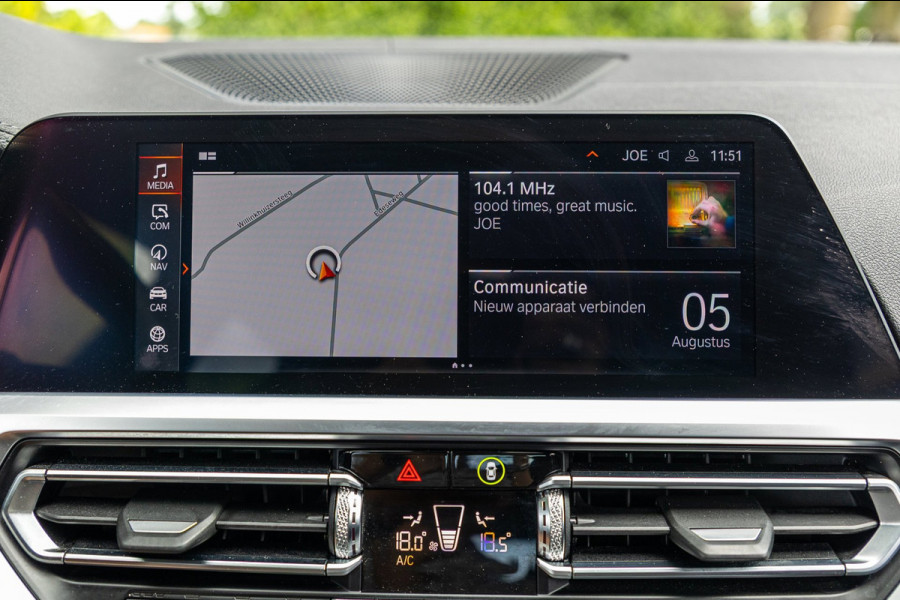 BMW 3-serie 318d 190 PK High Executive Edition Dravitgrau metallic I Leder I Led I HiFi I Head Up I Sportstoelen I NL Auto I NAP