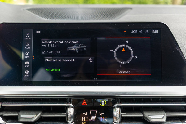 BMW 3-serie 318d 190 PK High Executive Edition Dravitgrau metallic I Leder I Led I HiFi I Head Up I Sportstoelen I NL Auto I NAP