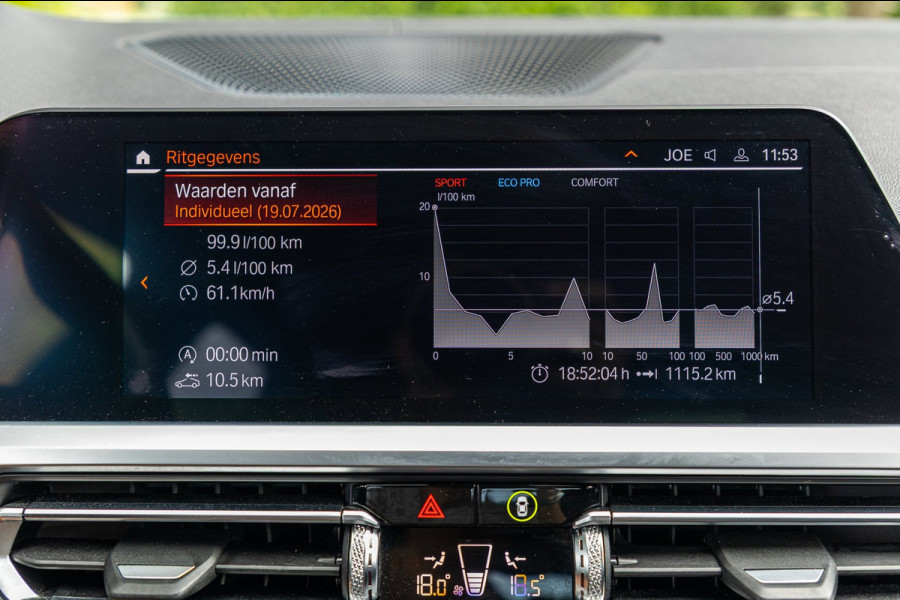 BMW 3-serie 318d 190 PK High Executive Edition Dravitgrau metallic I Leder I Led I HiFi I Head Up I Sportstoelen I NL Auto I NAP