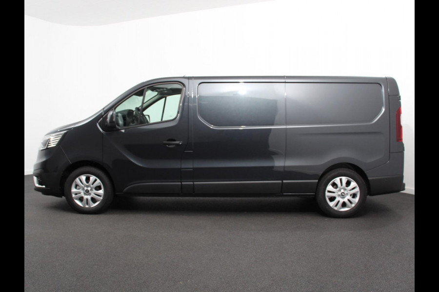 Renault Trafic 2.0 Blue dCi 150 Automaat T30 L2H1 Advance Navigatie Airco Lichtmetalen velgen Betimmering Trekhaak Camera Parkeer sensoren