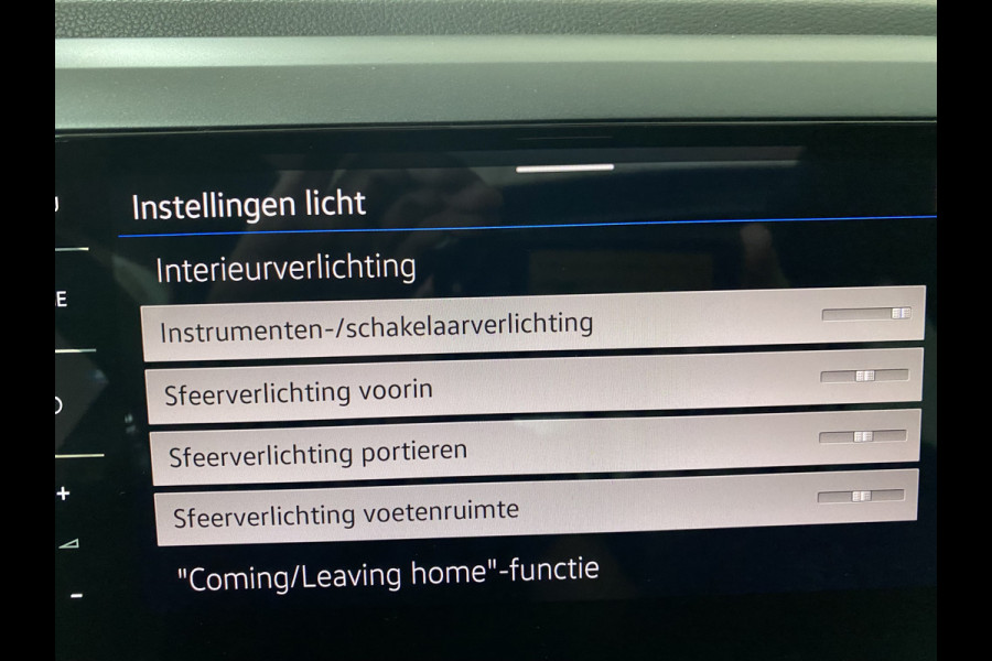 Volkswagen Polo 1.0 TSI R-Line Business DSG 110 PK Panoramadak / Camera /Carplay / Navigatie / IQ Light