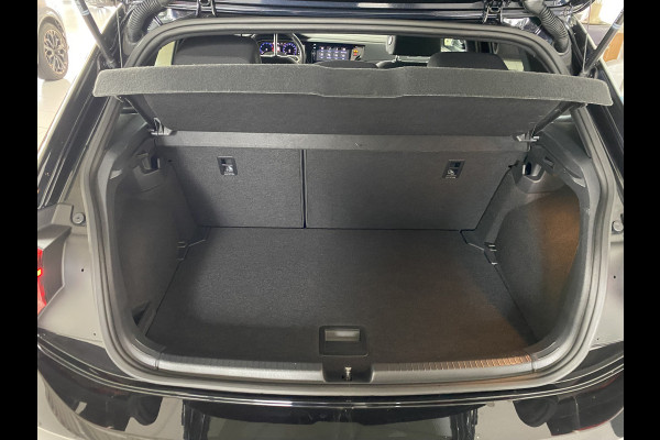 Volkswagen Polo 1.0 TSI R-Line Business DSG 110 PK Panoramadak / Camera /Carplay / Navigatie / IQ Light
