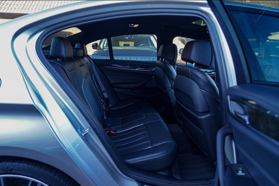 BMW 5 Serie 520i High Executive Edition | Schuifdak | Adaptieve Cruise | Camera | Nappa Leder | Origineel NL | Dealer onderhouden