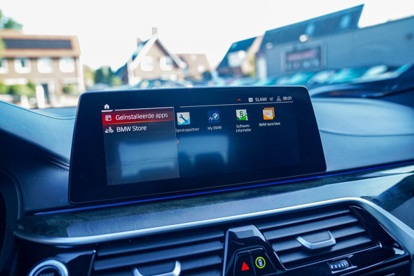 BMW 5 Serie 520i High Executive Edition | Schuifdak | Adaptieve Cruise | Camera | Nappa Leder | Origineel NL | Dealer onderhouden