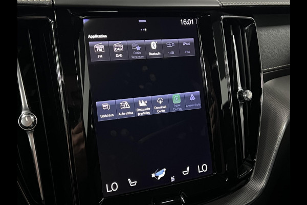 Volvo XC60 2.0 Recharge T6 AWD R-Design Adapt. Cruise | Open dak | Stuur-/Stoelverwarming | Blis | Camera | Carplay | Achterbank verwarmd