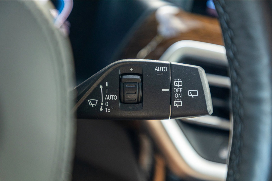 BMW X3 XDrive30e M-Sport Soh 92% I Alpinweiss I Panoramadak I Laser Led I HiFi I NL Auto I NAP I CarPlay I Android