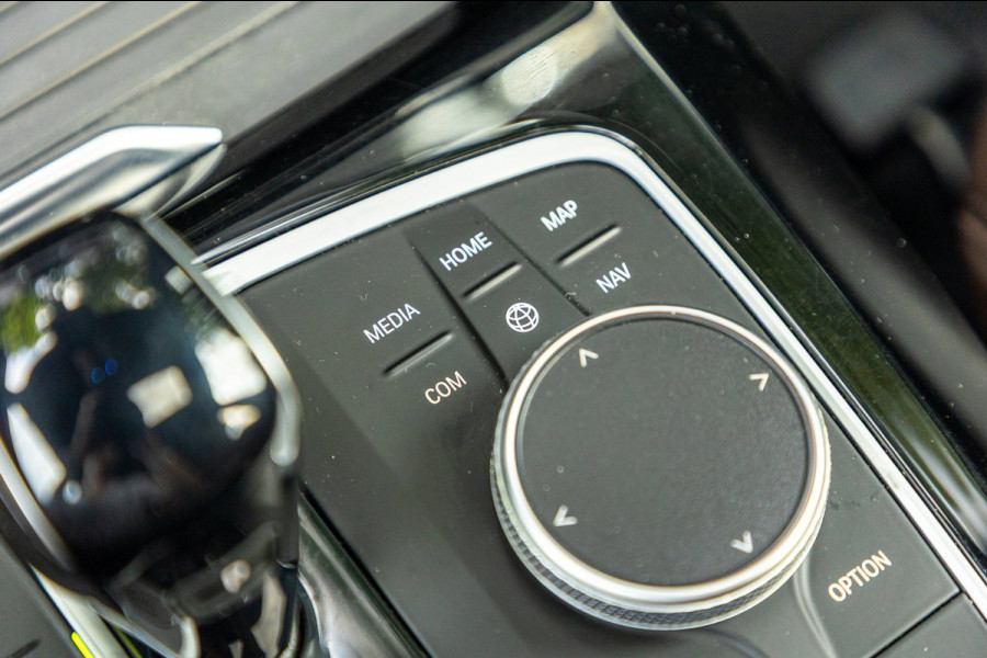 BMW X3 XDrive30e M-Sport Soh 92% I Alpinweiss I Panoramadak I Laser Led I HiFi I NL Auto I NAP I CarPlay I Android