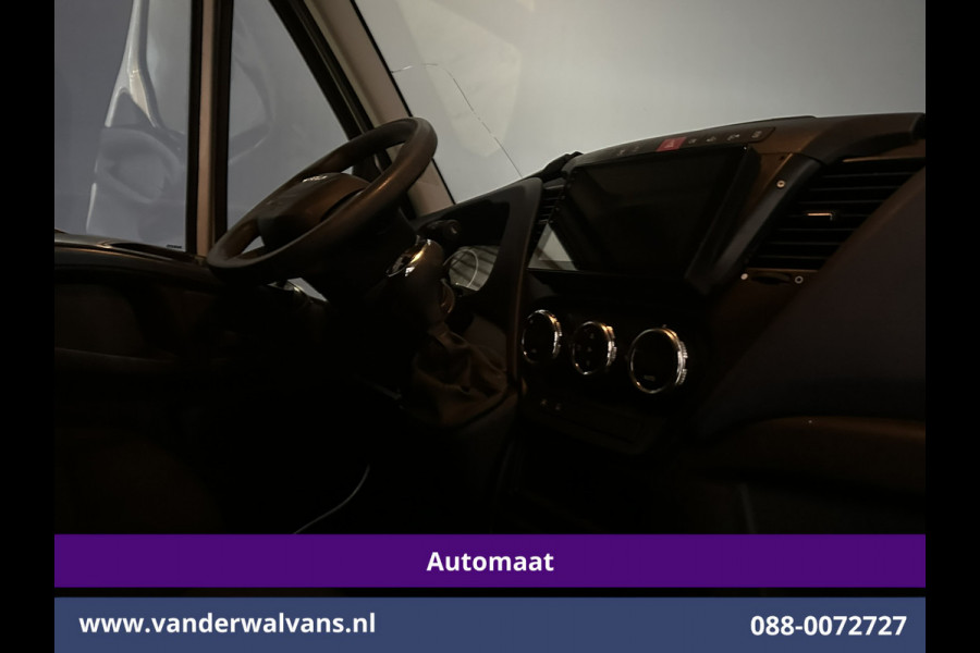 Iveco Daily 35S16V 157pk Automaat 3500kg Trekhaak L2H1 Euro6 Airco | Camera | Navigatie | LM Velgen Cruisecontrol, Bijrijdersbank