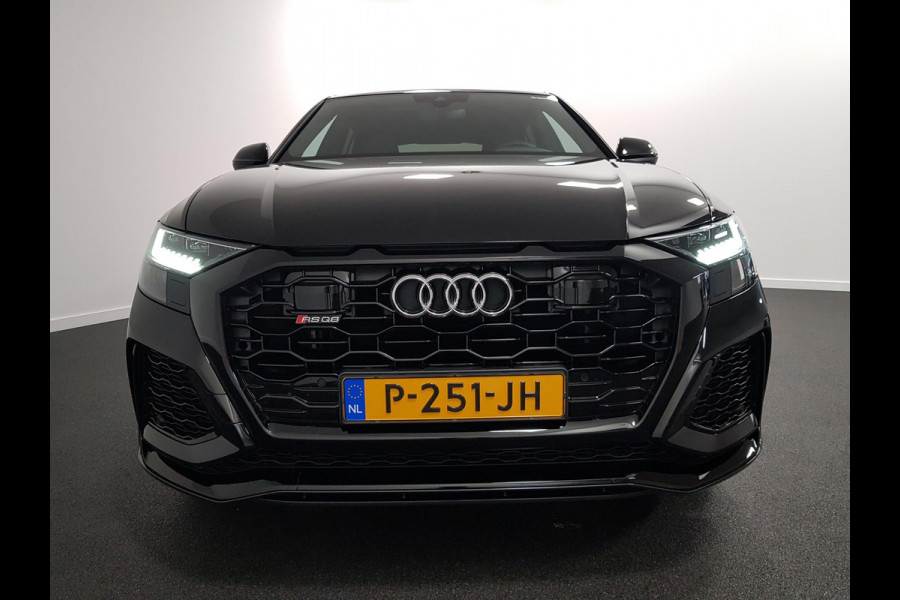 Audi Q8 4.0 TFSI RS Q8 Quattro 600pk! Panorama dak Navigatie Electrische achterklep Led Camera Climate Control Parkeer sensoren voor en achter Lichtmetalen Velgen