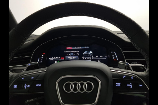 Audi Q8 4.0 TFSI RS Q8 Quattro 600pk! Panorama dak Navigatie Electrische achterklep Led Camera Climate Control Parkeer sensoren voor en achter Lichtmetalen Velgen