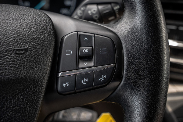 Ford Transit Custom 2.0 EcoBlue L2H1 | 170 PK | Automaat | DC 5-Zits | LED | Camera | Carplay | Cruise | PDC | Trekhaak