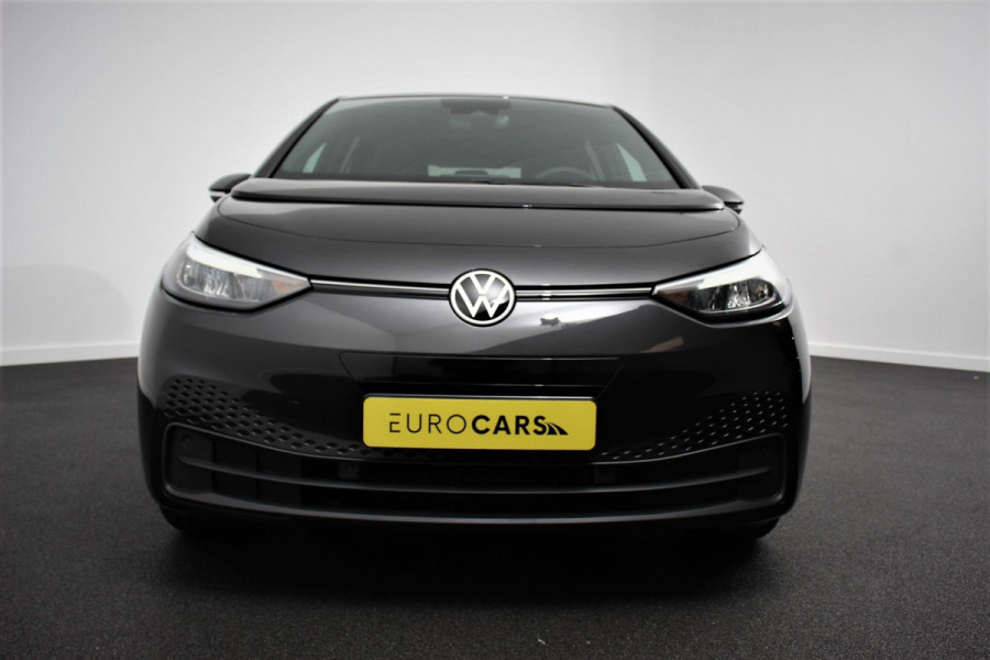 Volkswagen ID.3 Pro Edition 204pk Warmtepomp 18"Lichtmetalen Velgen Navigatie Camera Adaptive Cruise Control Climate Control