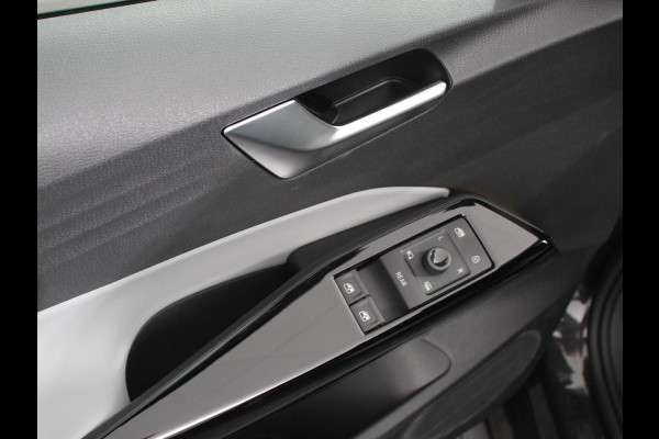 Volkswagen ID.3 Pro Edition 204pk Warmtepomp 18"Lichtmetalen Velgen Navigatie Camera Adaptive Cruise Control Climate Control