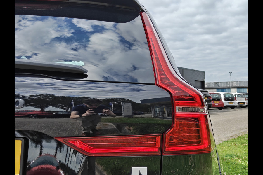 Volvo XC60 T8 AWD 405PK Plug-in Hybrid Polestar Engineered | BLIS | Trekhaak | HUD | ACC | B&W | ELektr Stoelen | Verwarm. Stoelen |