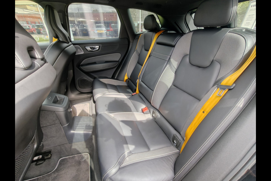 Volvo XC60 T8 AWD 405PK Plug-in Hybrid Polestar Engineered | BLIS | Trekhaak | HUD | ACC | B&W | ELektr Stoelen | Verwarm. Stoelen |