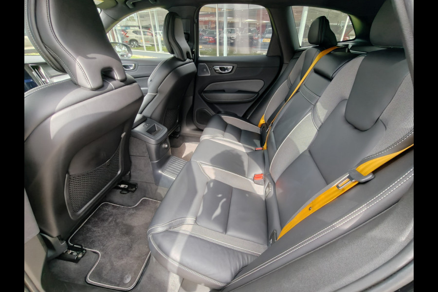 Volvo XC60 T8 AWD 405PK Plug-in Hybrid Polestar Engineered | BLIS | Trekhaak | HUD | ACC | B&W | ELektr Stoelen | Verwarm. Stoelen |