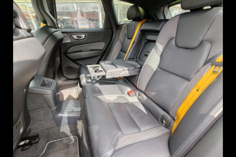 Volvo XC60 T8 AWD 405PK Plug-in Hybrid Polestar Engineered | BLIS | Trekhaak | HUD | ACC | B&W | ELektr Stoelen | Verwarm. Stoelen |
