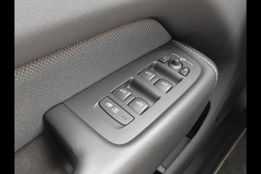 Volvo XC60 T8 AWD 405PK Plug-in Hybrid Polestar Engineered | BLIS | Trekhaak | HUD | ACC | B&W | ELektr Stoelen | Verwarm. Stoelen |